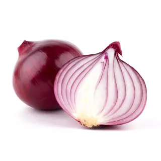 Fresh Red Onions 500g add a vibrant colour and a sharp, sweet flavour to your dishes Available at halalo.co.uk