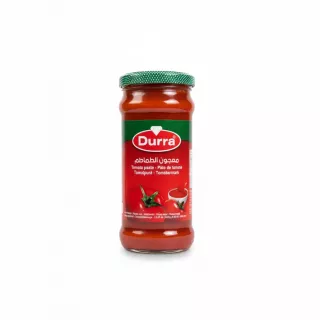 Durra tomato paste jar front view on wooden shelf