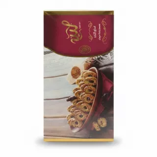 Box of Leen Dates Rings with black seeds