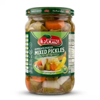 Enhanced Front view of Alsaadah Mixed Pickles 660g jar held in store aisle