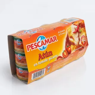 Enhanced Angled view of Pescamar Tuna in Spicy Tomato Sauce packaging