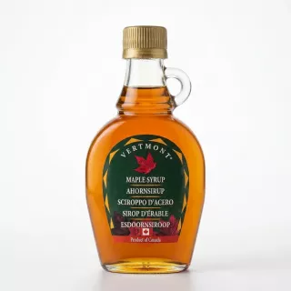 Enhanced Front view of Vertmont Canadian maple syrup glass bottle 250g