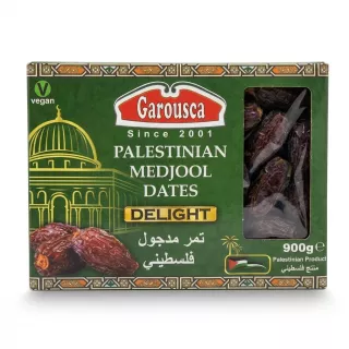 Enhanced Front view of Garousca Palestinian Medjool Dates Delight 900g box in store with special offer label