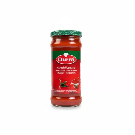 Durra tomato paste jar front view on wooden shelf