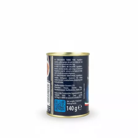 Back of Cirio tomato puree can with ingredients and storage information