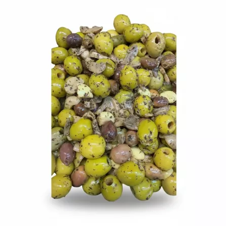Mixed marinated green and black olives with sliced mushrooms and herbs