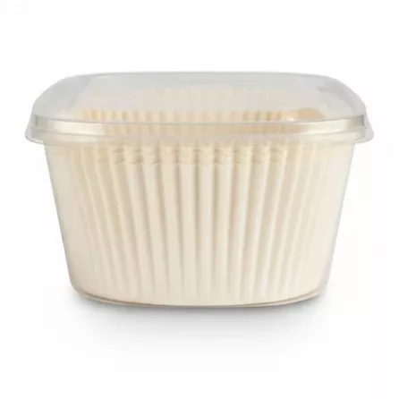 Side view of cream-coloured loaf tin liners pack
