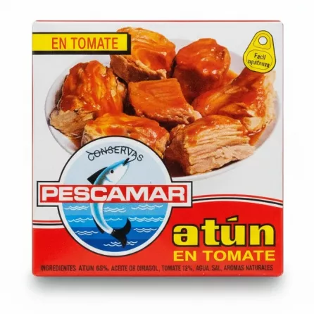 Pescamar brand tuna pieces in tomato sauce packaging held by hand