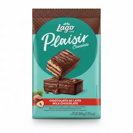 Pack of Lago Plaisir milk chocolate hazelnut wafers front view