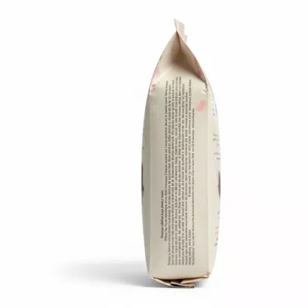 Back of Tremarie biscuit package with product description and cocoa powder image