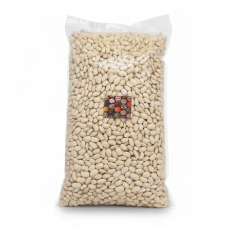 Bulk pack of white beans by Sara