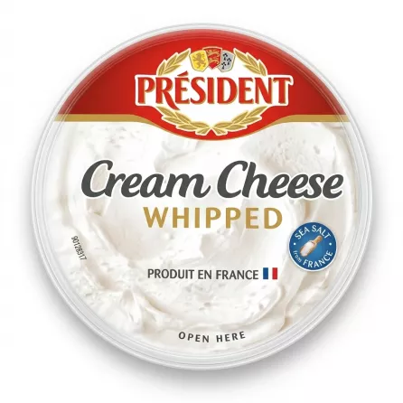 Enhanced Top view of Président Whipped Cream Cheese showing lid and branding