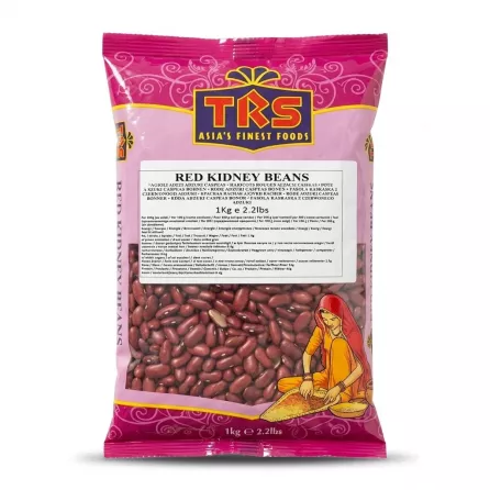 Enhanced Front view of TRS Red Kidney Beans 1kg pack held in a grocery aisle
