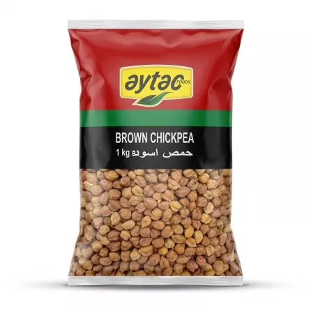 Enhanced Front of Aytac Brown Chickpea 1kg packet held in grocery store