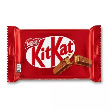 Enhanced Front of Nestlé KitKat milk chocolate bar 41.5g
