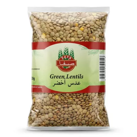 A clear product photograph of an 800g bag of Safa Halal & Natural Green Lentils against a white studio background.