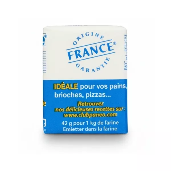 l'hirondelle fresh bakery yeast cube with French origin label