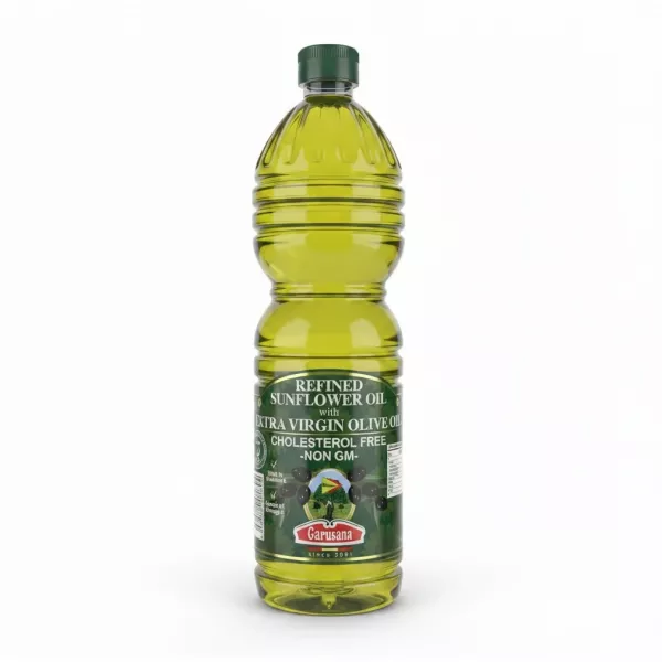 Garusana refined sunflower and extra virgin olive oil bottle held in hand front label view