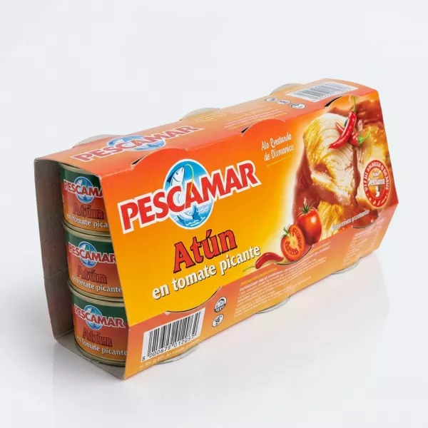 Enhanced Angled view of Pescamar Tuna in Spicy Tomato Sauce packaging