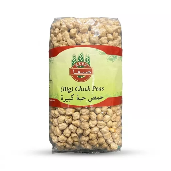 Enhanced Enhanced Front view of SAFA Big Chick Peas 800g packet held in hand