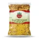 A 1:1 professional e-commerce product photograph features a clear plastic bag containing Safa Borgol With Vermicelli, centered on a pure white background. The pack shows a mix of golden coarse bulgur and toasted vermicelli strands. It has a distinctive white and red label with wheat ear illustrations, the text "SAFA" in a red arch, and "Borgol With Vermicelli" above "برغل مع شعيرية" in green. The product fills the frame, showcasing the grain texture under sharp, even studio lighting with soft, balanced shadows.